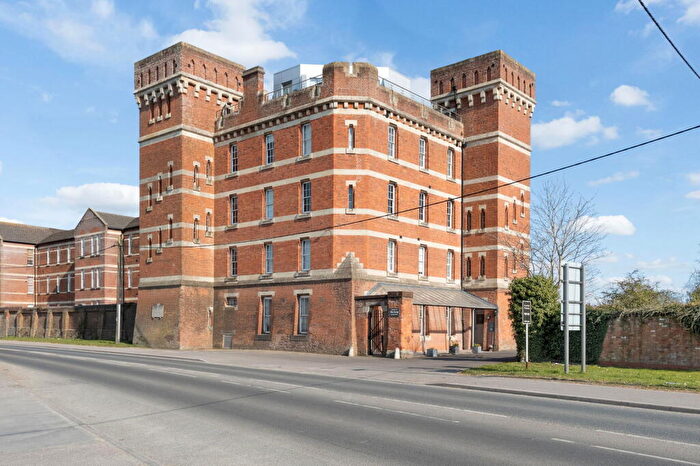 1 Bedroom Flat For Sale In The Keep, London Road, Devizes, SN10