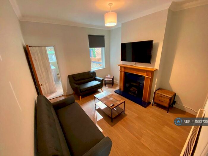 3 Bedroom End Of Terrace House To Rent In Watson Street, Derby, DE1