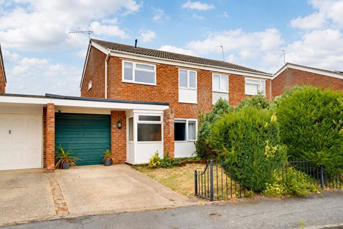 4 Bedroom Semi-Detached House For Sale In Whitecross, St. Ives, Cambridgeshire, PE27