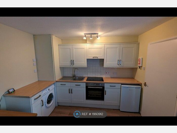 1 Bedroom Flat To Rent In Prince William Court, Cambridge, CB4