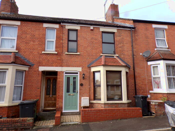 3 Bedroom House To Rent In Yeovil, BA21