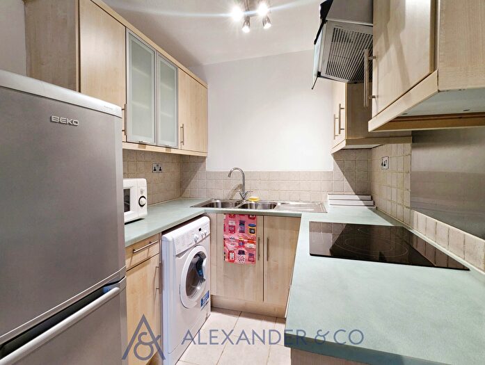 1 Bedroom End Of Terrace House To Rent In Sycamore Gardens, Southwold, Bicester, OX26