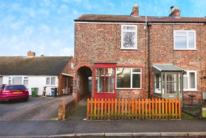 2 Bedroom Property For Sale In Moor Lane, Strensall, York, YO32