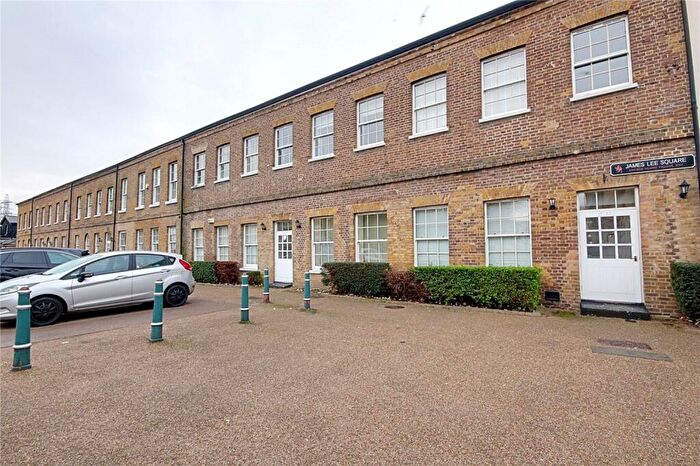 1 Bedroom Flat For Sale In James Lee Square, Enfield, Middlesex, EN3
