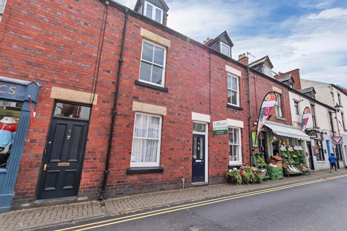 3 Bedroom Terraced House For Sale In Gwalia Terrace, Oak Street, Llangollen, LL20