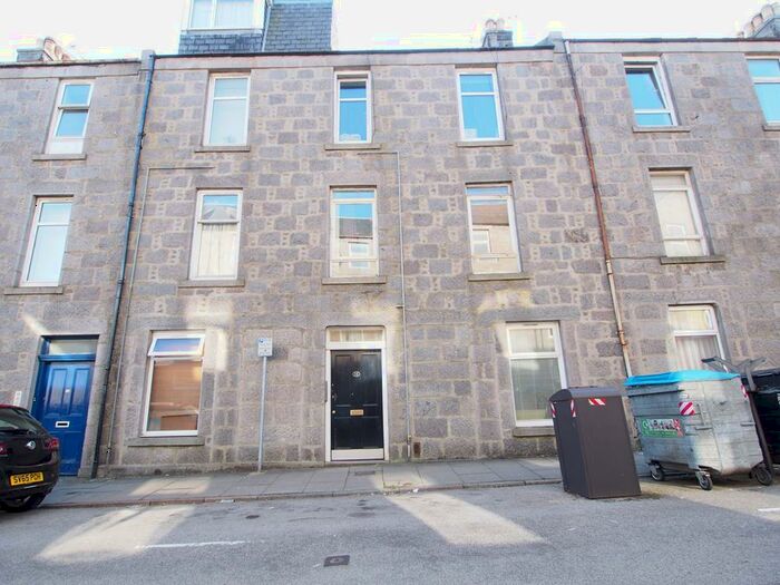 1 Bedroom Flat To Rent In Hill Street, Ground Right, AB25