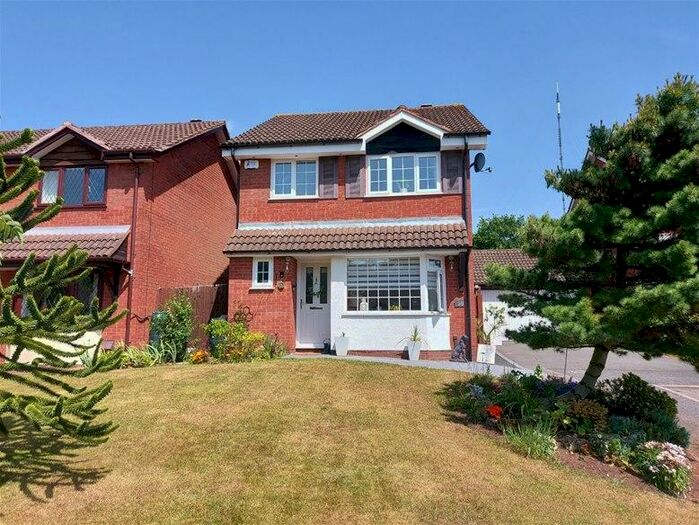 Houses for sale & to rent in B74 4YA, Beighton Close, Sutton Four Oaks