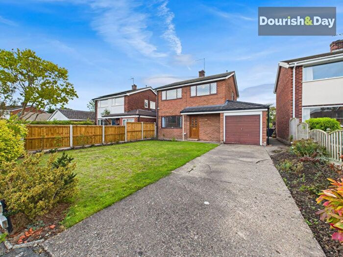 3 Bedroom Detached House For Sale In Inveresk Road, Tilston, SY14