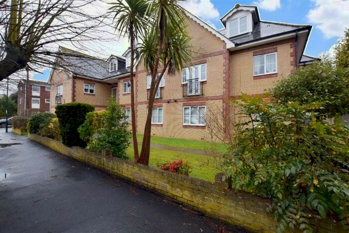 1 Bedroom Flat To Rent In Victoria Drive, Bognor Regis, PO21