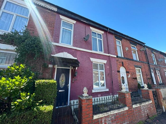 3 Bedroom Terraced House For Sale In Victoria Street, Radcliffe, Manchester, M26