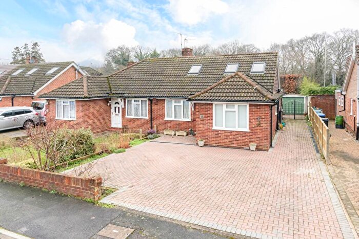 4 Bedroom Semi-Detached Bungalow For Sale In Foxlake Road, West Byfleet, KT14