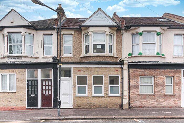 1 Bedroom Flat To Rent In Station Road, Walthamstow, London, E17