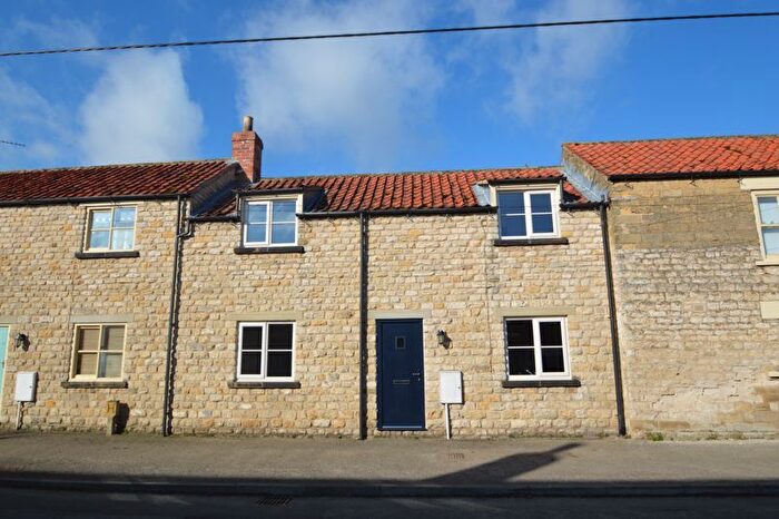 Terraced House To Rent In Blacksmiths Yard, Broughton, Malton, YO17