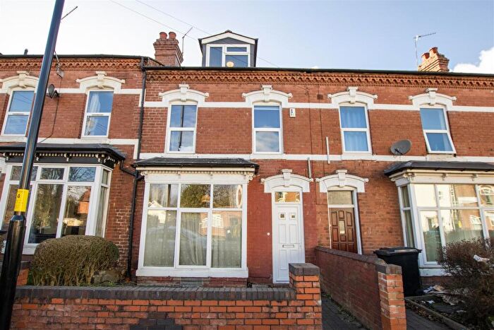 8 Bedroom House To Rent In Bournbrook Road, Birmingham, West Midlands, B29