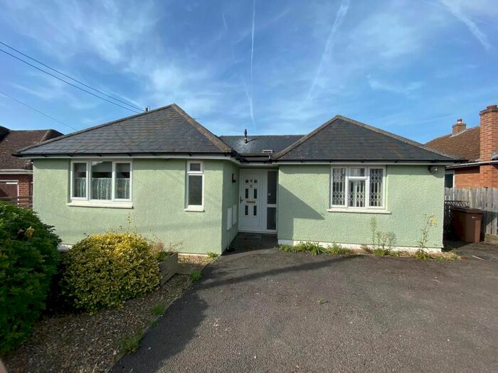 3 Bedroom Detached Bungalow To Rent In West Avenue, Abingdon, OX14