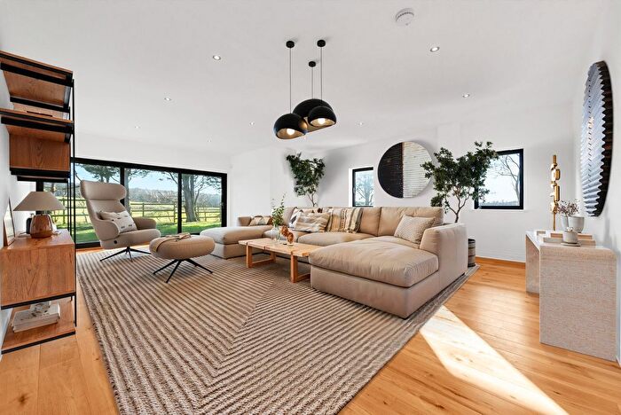 5 Bedroom Detached House For Sale In House Worth Farm, Little Horsted, TN22