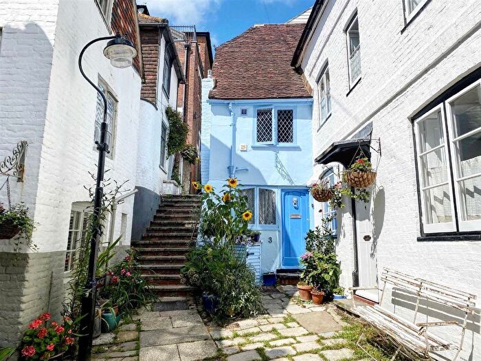 3 Bedroom Terraced House For Sale In Sinnock Square, Old Town, Hastings, TN34