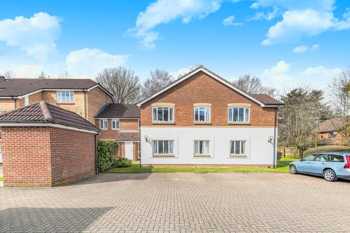 1 Bedroom Flat To Rent In Horndean Road, Bracknell, RG12