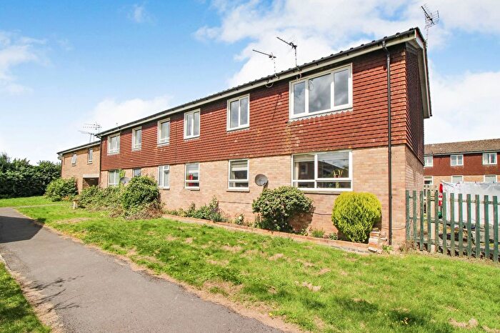 2 Bedroom Flat To Rent In Saxon Close, Cricklade, SN6