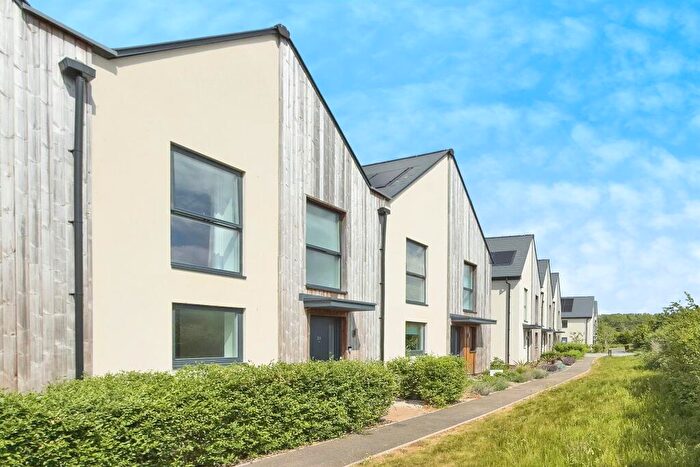 2 Bedroom Terraced House For Sale In Braeburn Avenue, Bicester, OX27