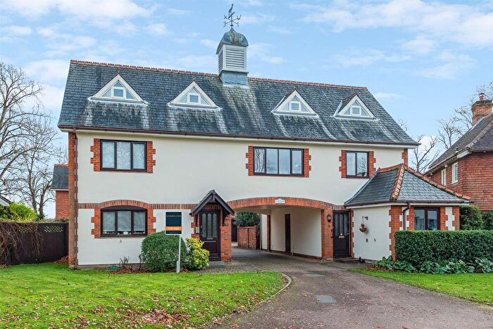 2 Bedroom Flat For Sale In Park Lane, Old Knebworth, Knebworth, SG3