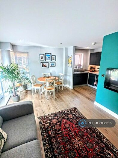 2 Bedroom Flat To Rent In Matilda Gardens, London, E3