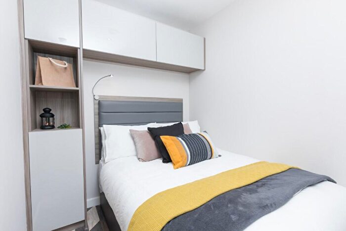 1 Bedroom Apartment To Rent In Salisbury House, Granby Row, Manchester, Greater Manchester, M1