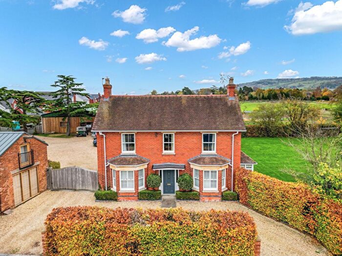 6 Bedroom Detached House For Sale In Eckington, Pershore, WR10