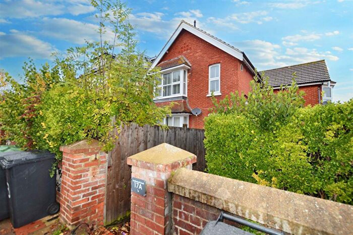 2 Bedroom Maisonette To Rent In Bedfordwell Road, Eastbourne, BN21