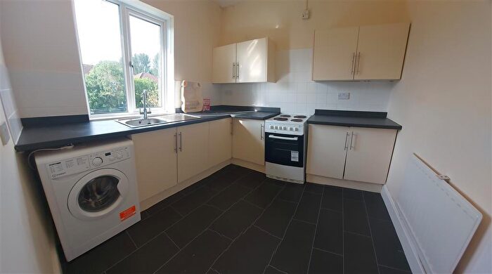 1 Bedroom Apartment To Rent In Mumbles Road, SA3