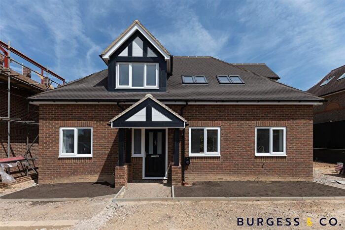 3 Bedroom Detached House For Sale In Pages Avenue, Bexhill On Sea, TN39