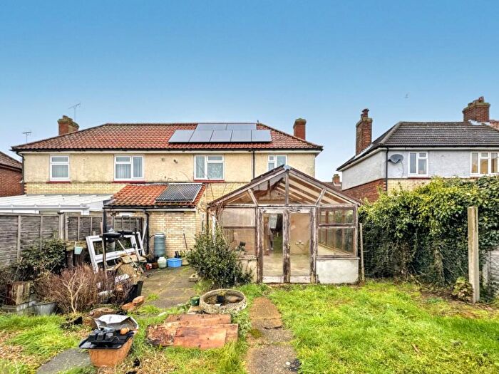 2 Bedroom Semi-Detached House For Sale In Scott Road, Ipswich, Suffolk, IP3