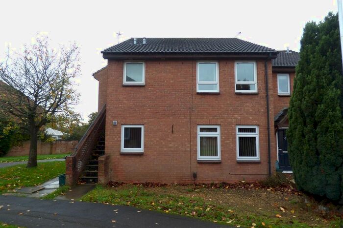 Studio To Rent In Bader Close, Yate, Bristol, BS37