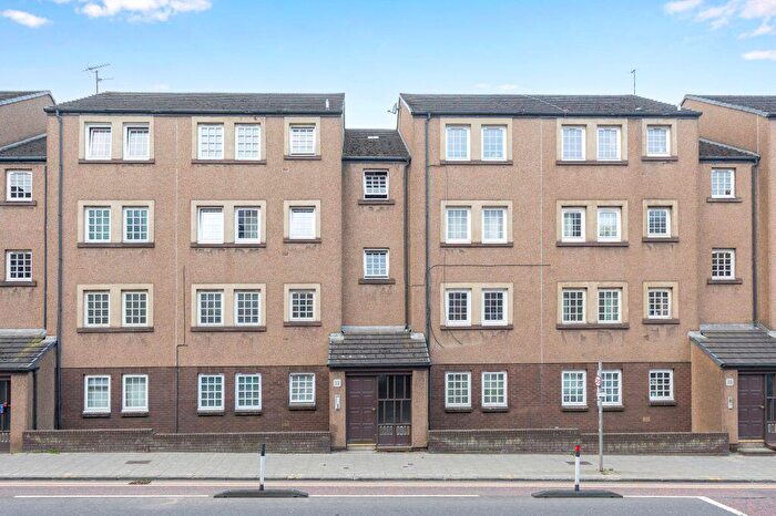 1 Bedroom Flat For Sale In / Causewayside, Newington, Edinburgh, EH9