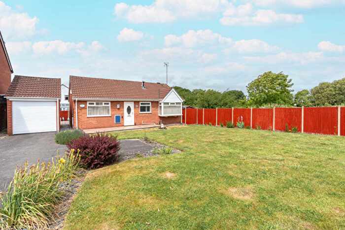 2 Bedroom Detached Bungalow For Sale In Parkers Close, Brentry, Bristol, BS10