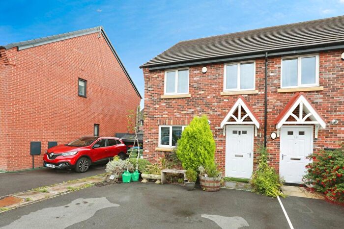 3 Bedroom End Of Terrace House For Sale In Red Poll Way, Winsford, Cheshire, CW7