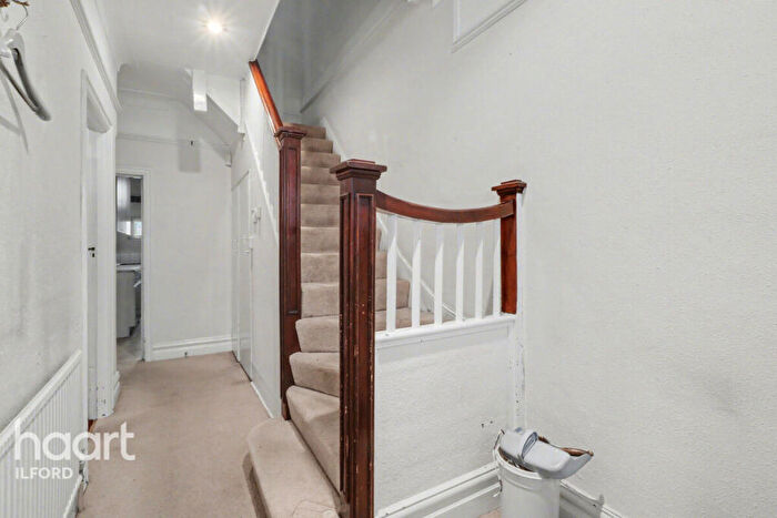 3 Bedroom Terraced House For Sale In Cowley Road, Ilford, IG1