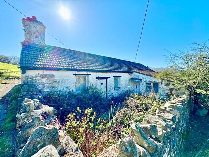 2 Bedroom Cottage For Sale In Ffridd Y Bwlch, Maenan, Llanrwst, Gwynedd, LL26