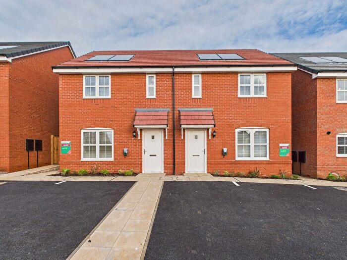 3 Bedroom Semi-Detached House To Rent In , Harvest Close, Overstone, Northampton, NN6