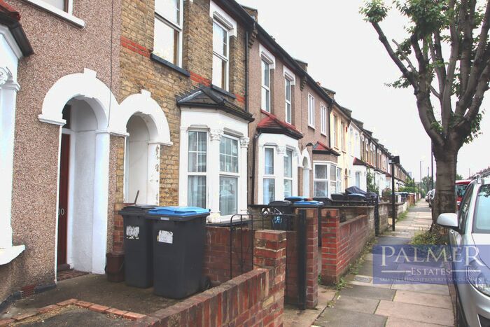 2 Bedroom Flat To Rent In Sherringham Ave, Tottenham N17