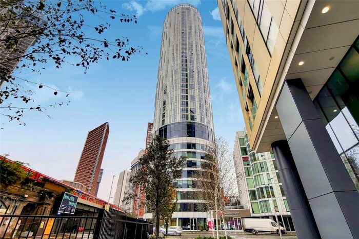 2 Bedroom Flat To Rent In Sky Gardens, Wandsworth Road, London, SW8