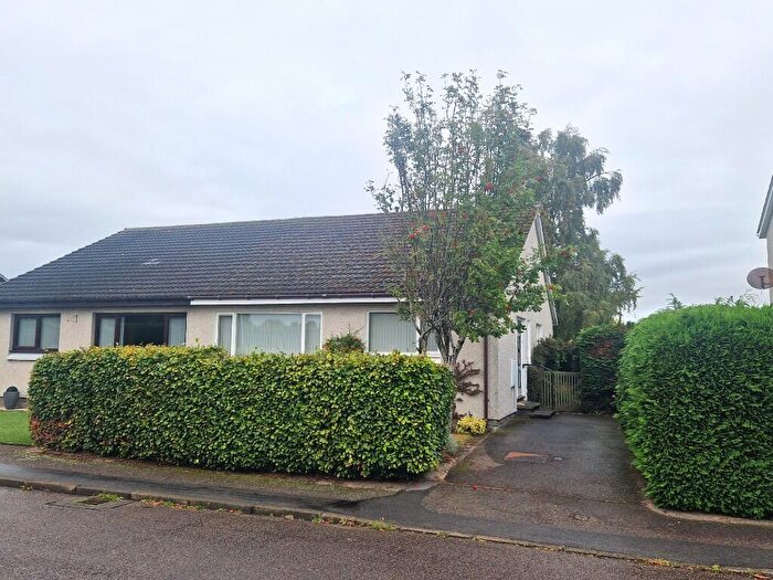 3 Bedroom Semi-Detached Bungalow For Sale In Oakfield Road, Elgin, Moray, IV30