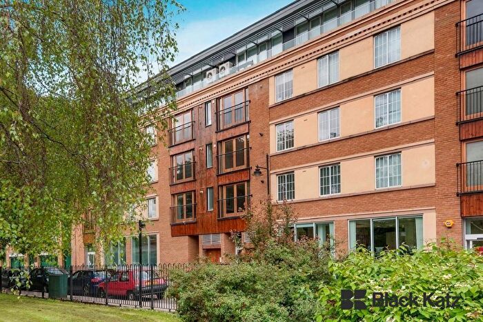 2 Bedroom Flat To Rent In Leathermarket Street, London, SE1