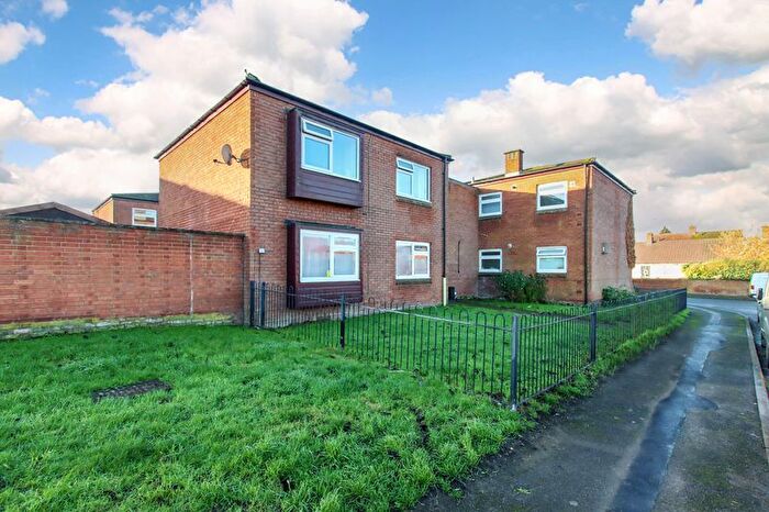 1 Bedroom Flat For Sale In Beechwood Way, Aston Clinton, HP22