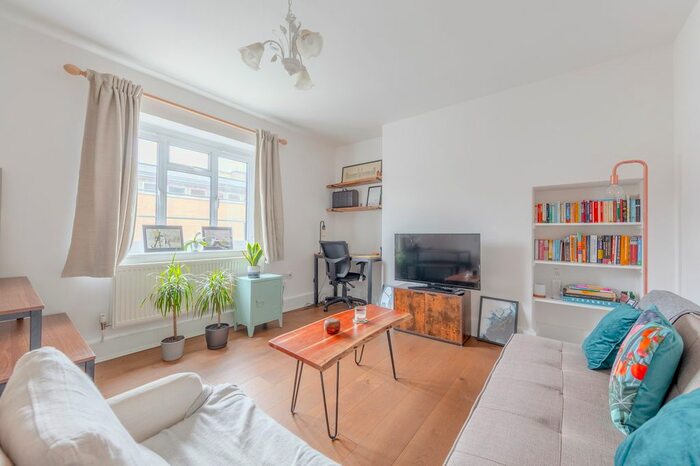 1 Bedroom Flat To Rent In Dibdin House, Maida Vale, London, W9