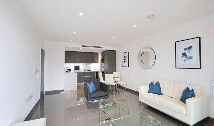 1 Bedroom Flat To Rent In Blackfriars Road, Southwark, London, SE1