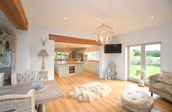 4 Bedroom Barn Conversion For Sale In The Pump House, New Gate Court, Main Road, Anslow, DE13