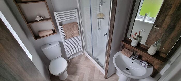 3 Bedroom Lodge For Sale In Shottendane Road, Birchington, CT7