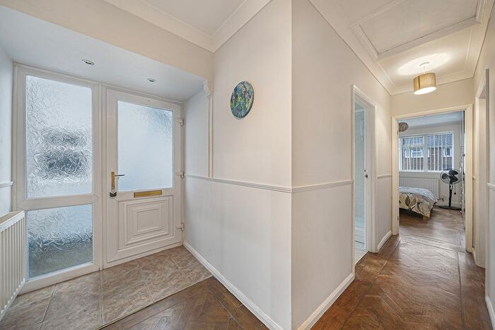 2 Bedroom Semi-Detached Bungalow For Sale In May Road, Dartford, DA2