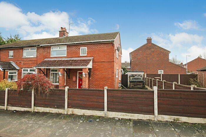 3 Bedroom Semi Detached House For Sale In Farm Road, Weaverham, CW8